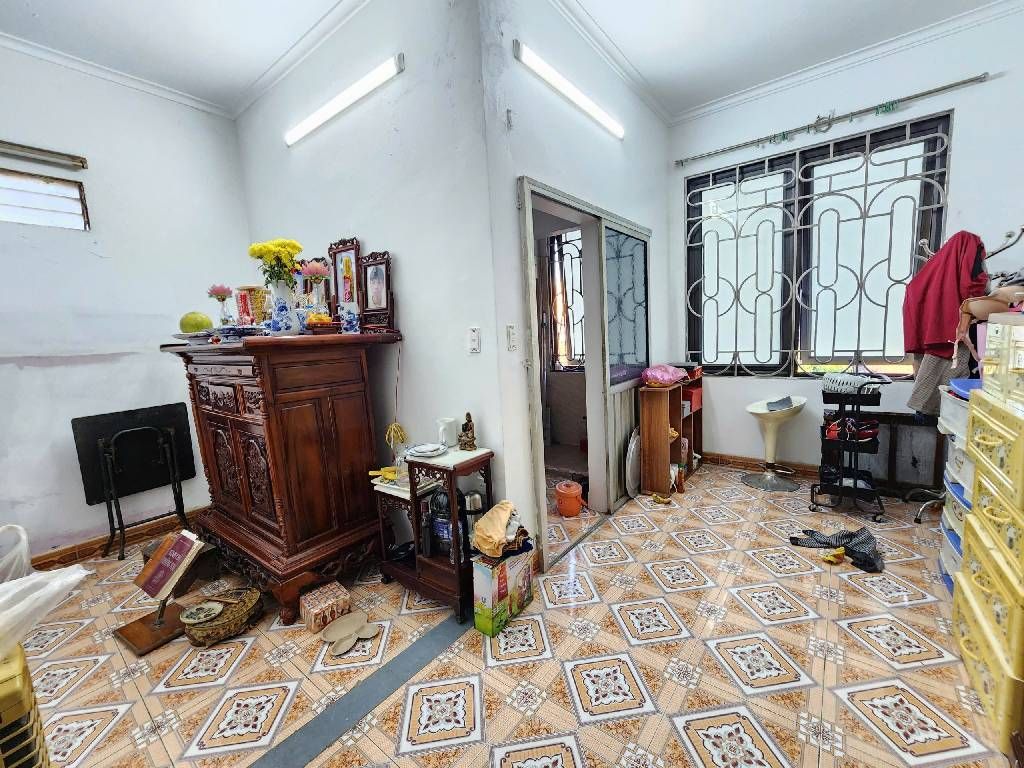 Bán nhà Trương Định - diện tích 24m2 4 tầng - Ô tô tránh - giá 5,25 tỷ