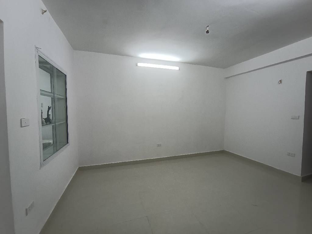 Bán nhà Nguyễn Chí Thanh - diện tích 45m2 1 tầng - Nhà tập thể mới đẹp - giá 4,5 tỷ