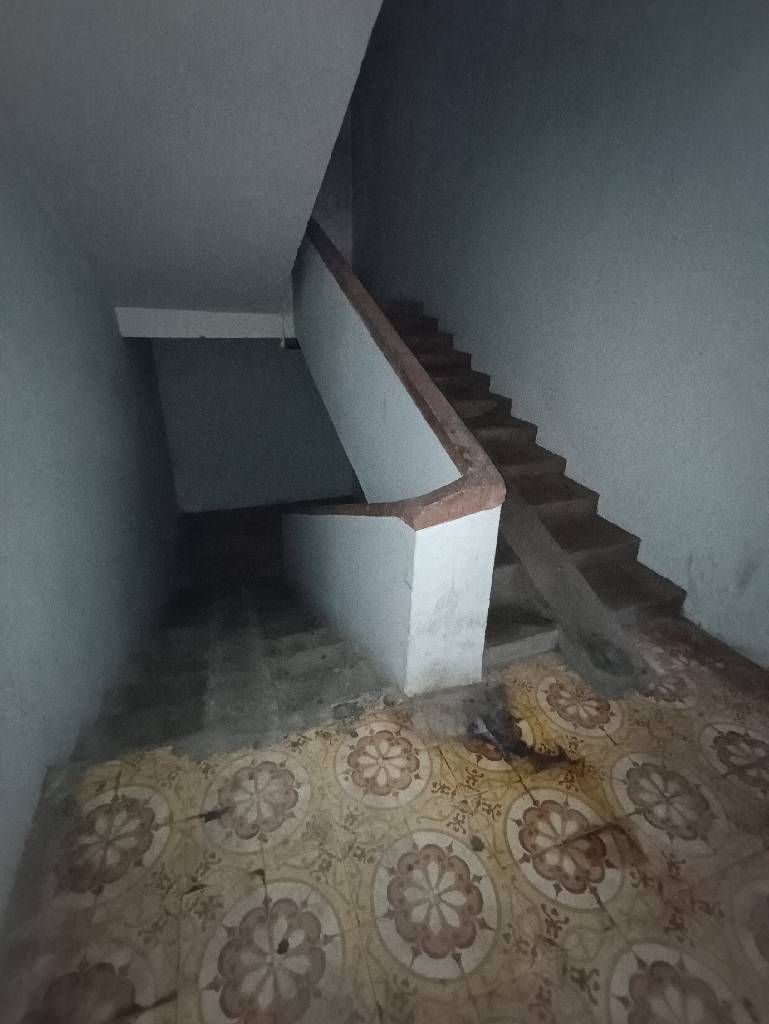 Bán nhà Nguyễn Chí Thanh - diện tích 45m2 1 tầng - Nhà tập thể mới đẹp - giá 4,5 tỷ