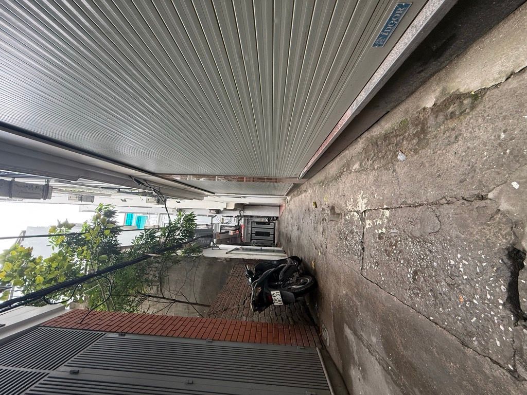 Bán nhà Hoàng Mai - diện tích 41m2 6 tầng - Ngõ ba gác, sát ô tô - giá 10,95 tỷ