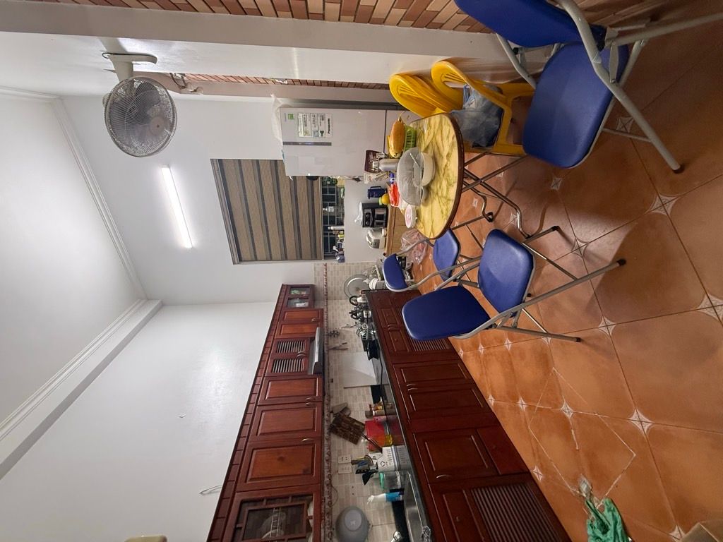 Bán nhà Hoàng Mai - diện tích 41m2 6 tầng - Ngõ ba gác, sát ô tô - giá 10,95 tỷ