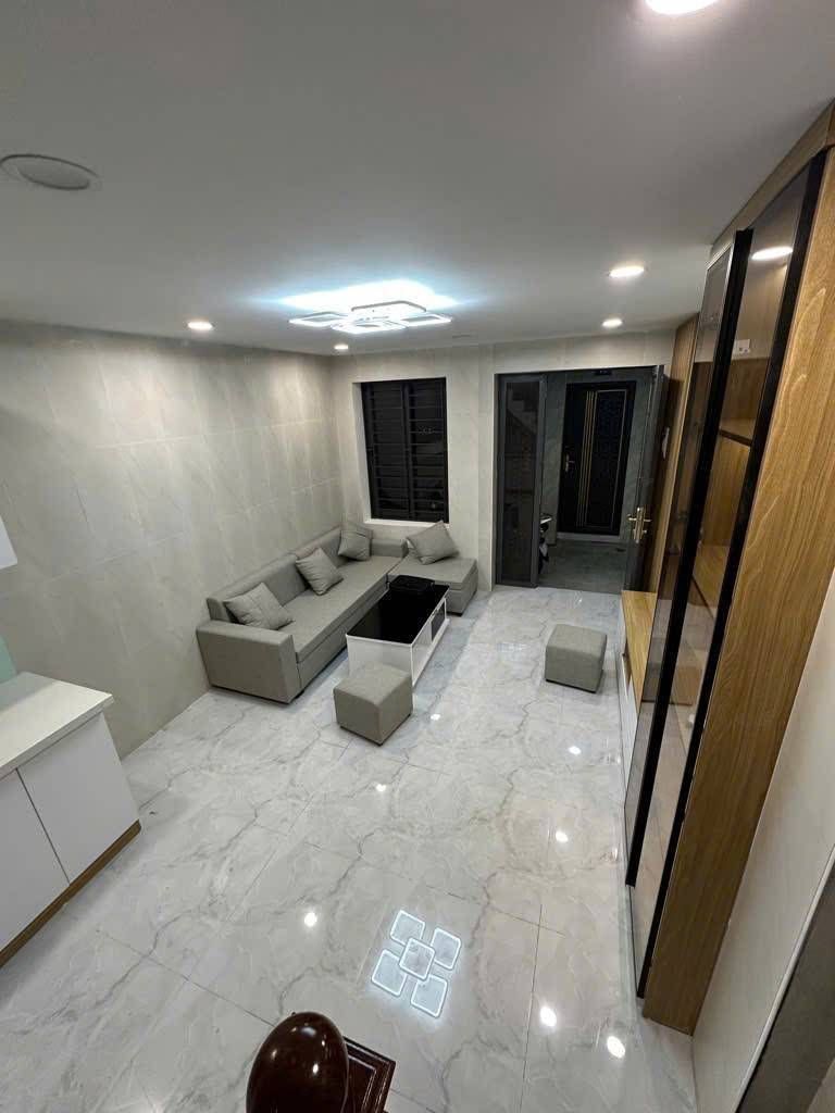 Bán nhà Minh Khai - diện tích 18m2 5 tầng - Nhà nhỏ xinh, an sinh đỉnh - giá 5,8 tỷ