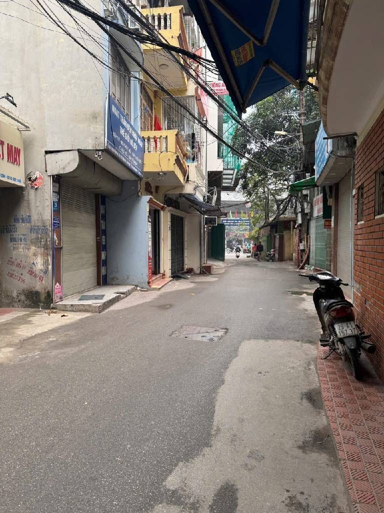 Bán nhà Minh Khai - diện tích 18m2 5 tầng - Nhà nhỏ xinh, an sinh đỉnh - giá 5,8 tỷ