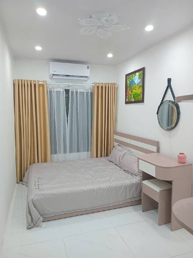 Bán nhà Hoà Bình - diện tích 15m2 5 tầng - Nhà nhỏ xinh mới đẹp ở luôn - giá 4,3 tỷ