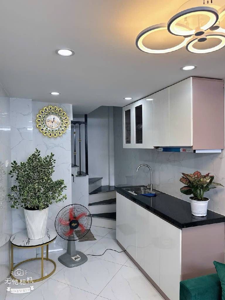 Bán nhà Hoà Bình - diện tích 15m2 5 tầng - Nhà nhỏ xinh mới đẹp ở luôn - giá 4,3 tỷ