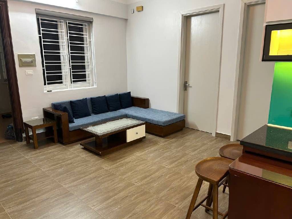 Bán nhà Chung Cư Đồng Tàu - diện tích 53m2 7 tầng - Nhà đẹp 2 ngủ cạnh quận ủy Hoàng Mai - giá 4,3 tỷ