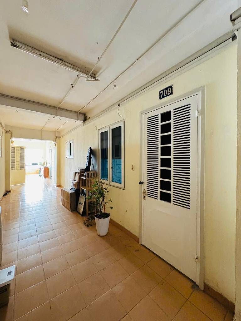 Bán nhà Chung Cư Đồng Tàu - diện tích 53m2 7 tầng - Nhà đẹp 2 ngủ cạnh quận ủy Hoàng Mai - giá 4,3 tỷ