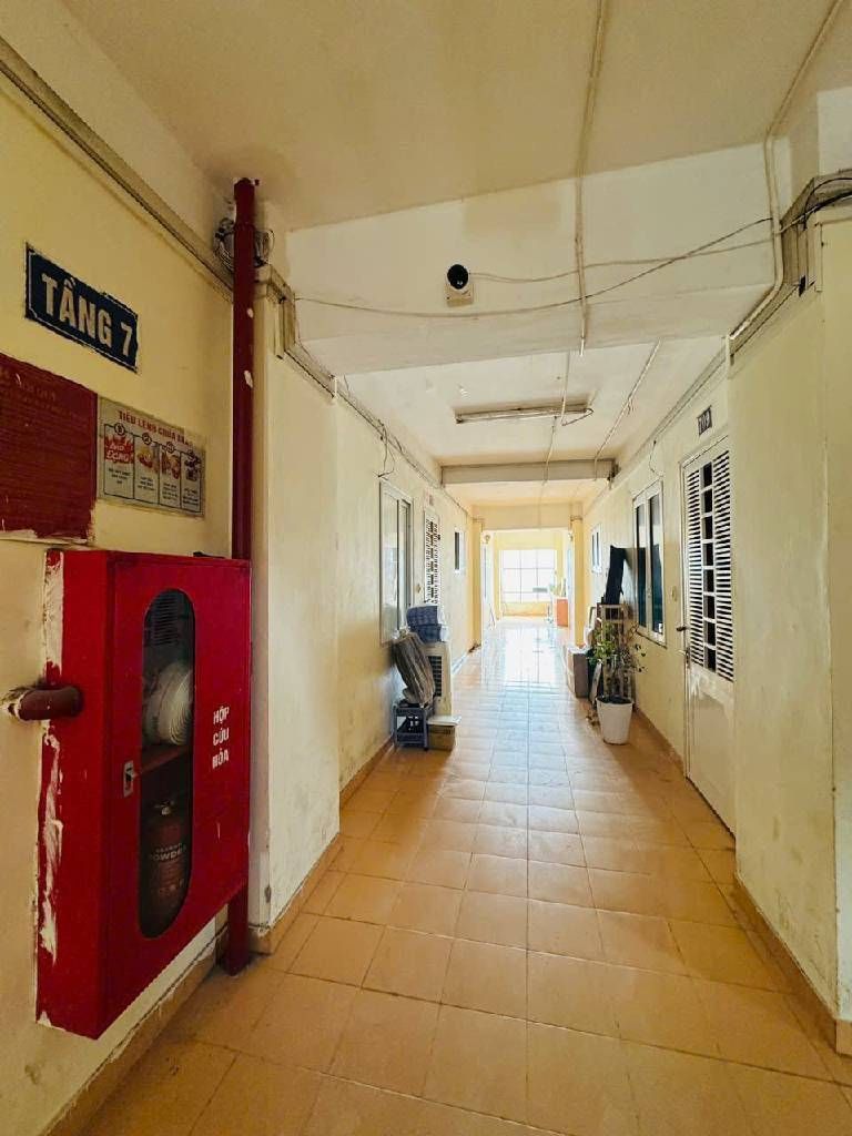 Bán nhà Chung Cư Đồng Tàu - diện tích 53m2 7 tầng - Nhà đẹp 2 ngủ cạnh quận ủy Hoàng Mai - giá 4,3 tỷ