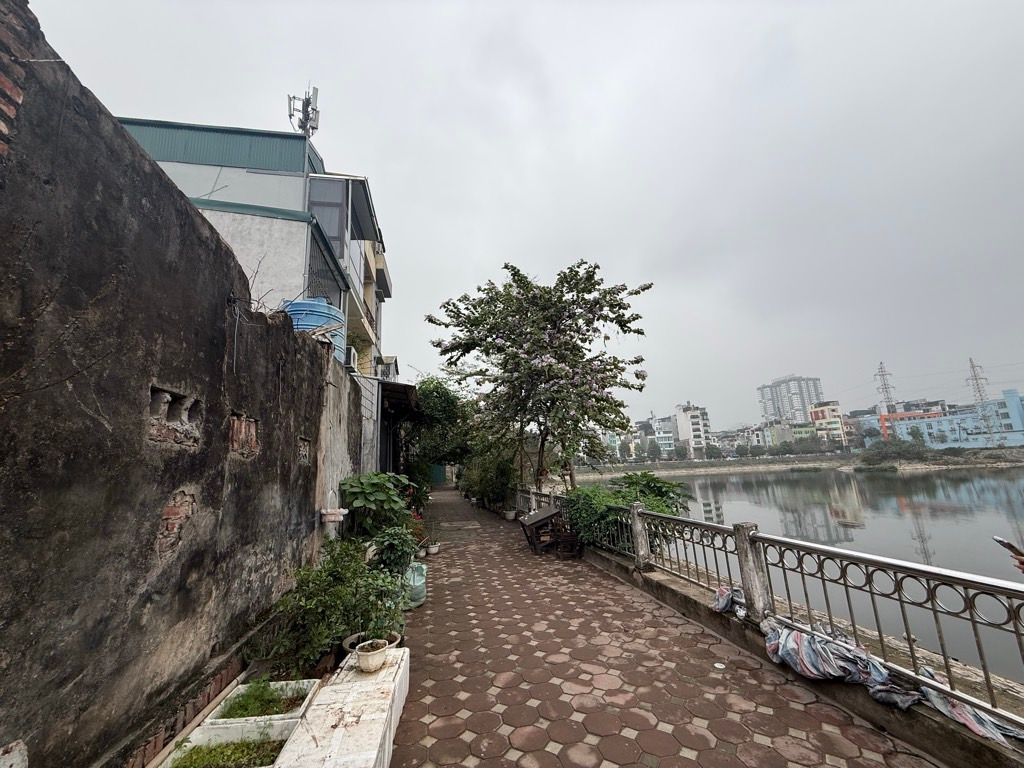 Bán nhà Nguyễn Xiển - diện tích 79m2 1 tầng - ô tô qua nhà - giá 14,85 tỷ