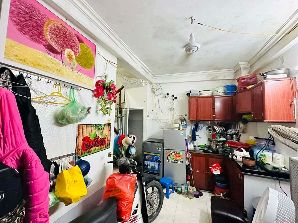 Bán nhà Giảng Võ - diện tích 15m2 6 tầng - Nhà nhỏ tiền, gần phố - giá 6,2 tỷ