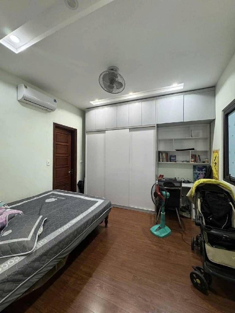 Bán nhà Tây nam Linh Đàm - diện tích 60m2 6 tầng - Ô tô tránh - giá 23 tỷ