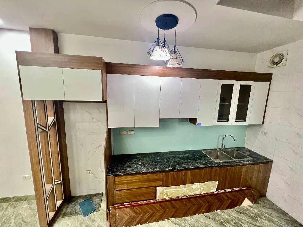 Bán nhà Lĩnh Nam - diện tích 30m2 5 tầng - SIÊU PHẨM DÂN XÂY - giá 6,9 tỷ