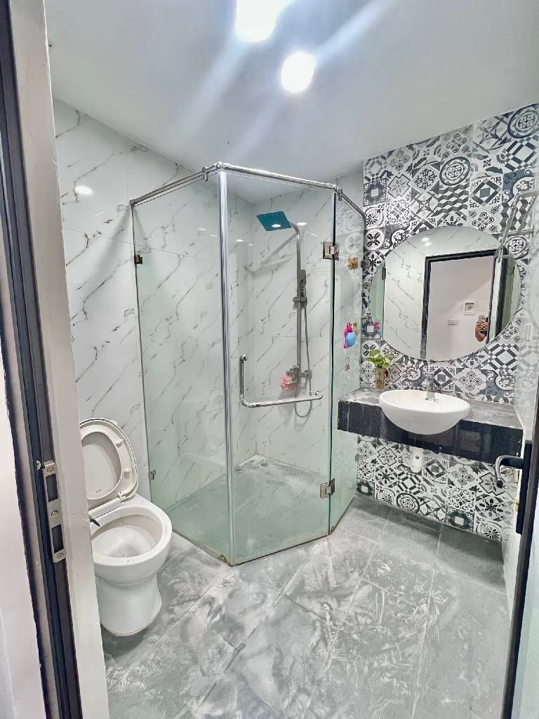 Bán nhà Lĩnh Nam - diện tích 30m2 5 tầng - SIÊU PHẨM DÂN XÂY - giá 6,9 tỷ