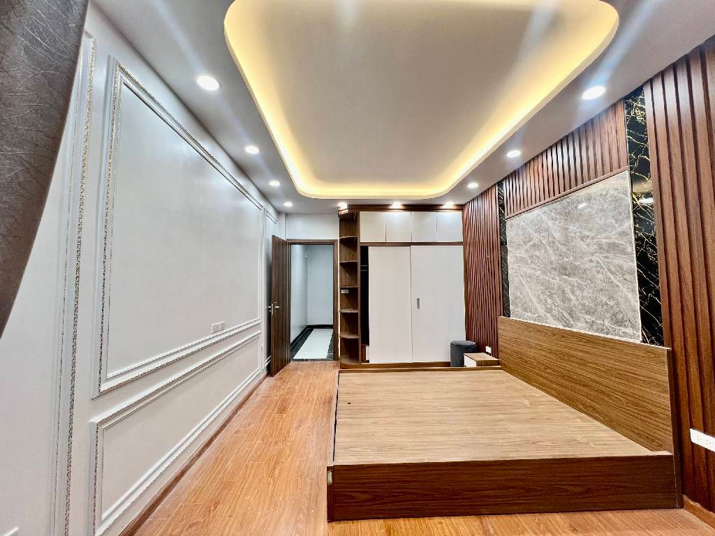 Bán nhà Lĩnh Nam - diện tích 30m2 5 tầng - SIÊU PHẨM DÂN XÂY - giá 6,9 tỷ