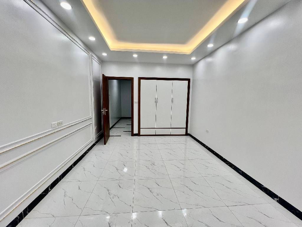 Bán nhà Lĩnh Nam - diện tích 30m2 5 tầng - SIÊU PHẨM DÂN XÂY - giá 6,9 tỷ