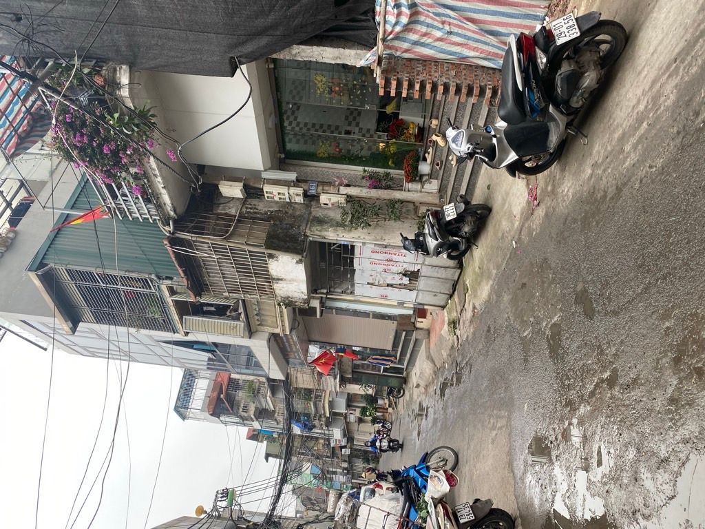 Bán nhà Lãng Yên - diện tích 59m2 5 tầng - Nhà Mặt Phố, vị trí đắc địa - giá 23 tỷ