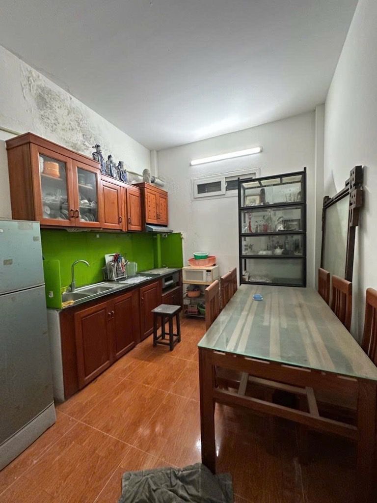 Bán nhà Lê Quý Đôn - diện tích 23,4m2 3 tầng - Nhà dân xây KCBT chắc chắn - giá 6,8 tỷ