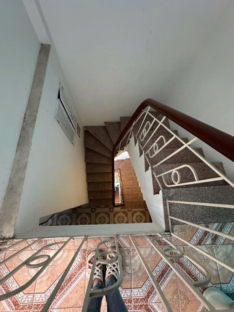 Bán nhà Lê Quý Đôn - diện tích 23,4m2 3 tầng - Nhà dân xây KCBT chắc chắn - giá 6,8 tỷ