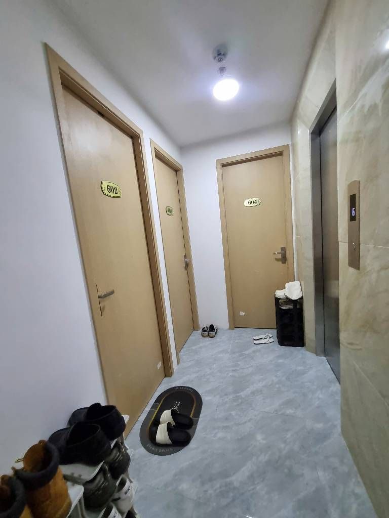 Bán nhà Trương Định - diện tích 99.1m2 7 tầng - Nhà đẹp hiếm có - giá 23,9 tỷ