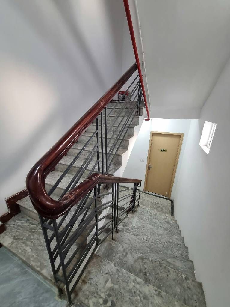 Bán nhà Trương Định - diện tích 99.1m2 7 tầng - Nhà đẹp hiếm có - giá 23,9 tỷ