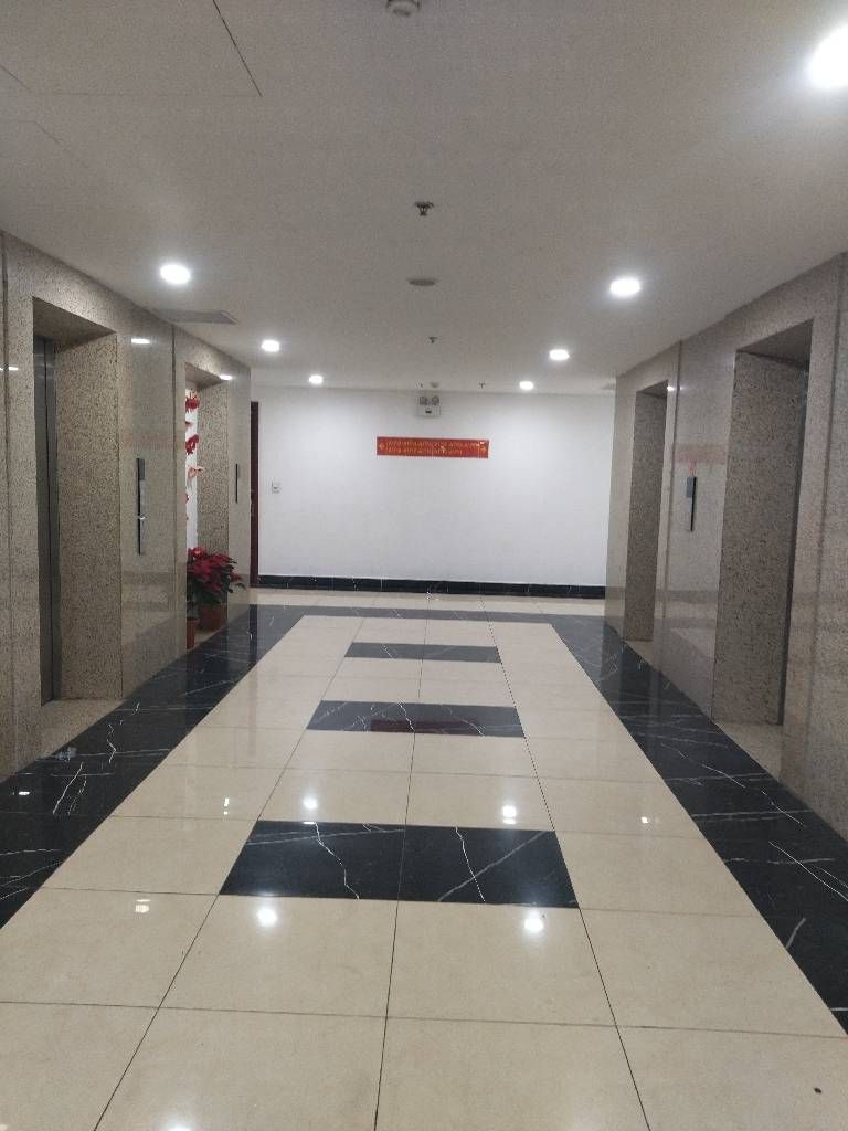 Bán nhà Nguyễn Huy Tưởng - diện tích 67m2 1 tầng - Chung cư Bộ Công An - giá 5,68 tỷ