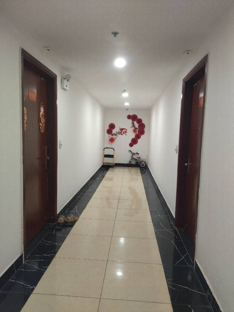 Bán nhà Nguyễn Huy Tưởng - diện tích 67m2 1 tầng - Chung cư Bộ Công An - giá 5,68 tỷ