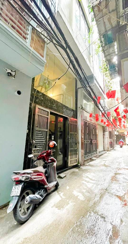 Bán nhà Bùi Xương Trạch - diện tích 36,3m2 5 tầng - Ngõ thông, thoáng sáng - giá 13 tỷ