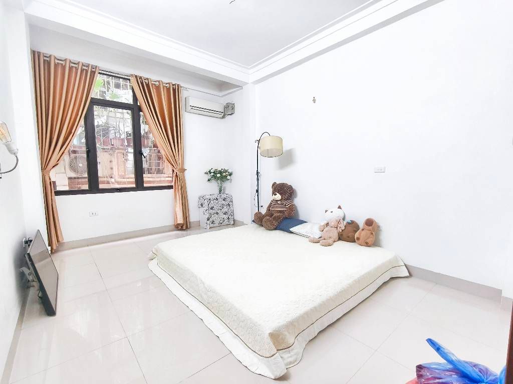 Bán nhà Bùi Xương Trạch - diện tích 36,3m2 5 tầng - Ngõ thông, thoáng sáng - giá 13 tỷ