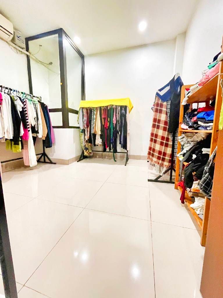 Bán nhà Bùi Xương Trạch - diện tích 36,3m2 5 tầng - Ngõ thông, thoáng sáng - giá 13 tỷ