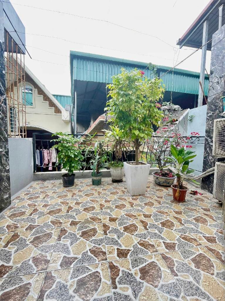 Bán nhà Bùi Xương Trạch - diện tích 36,3m2 5 tầng - Ngõ thông, thoáng sáng - giá 13 tỷ