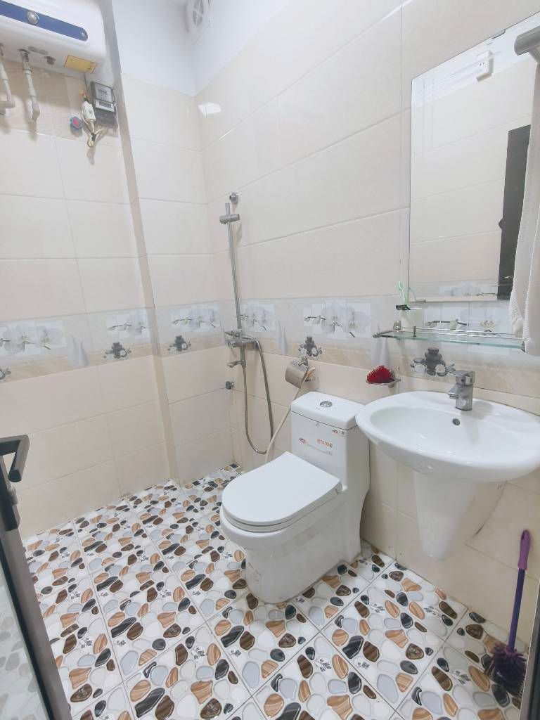 Bán nhà Bùi Xương Trạch - diện tích 36,3m2 5 tầng - Ngõ thông, thoáng sáng - giá 13 tỷ