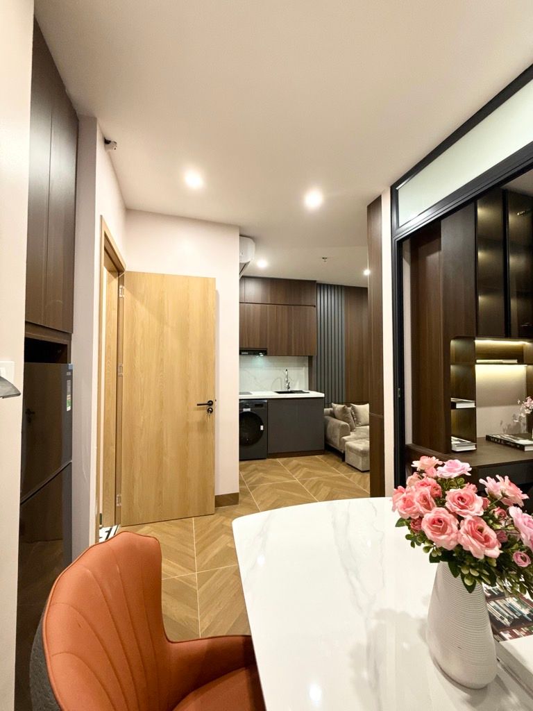 Bán nhà Đê Trần Khát Chân - diện tích 82.7m2 5 tầng - LÔ GÓC - THANG MÁY - CCMN - 3 MẶT THOÁNG - giá 17 tỷ