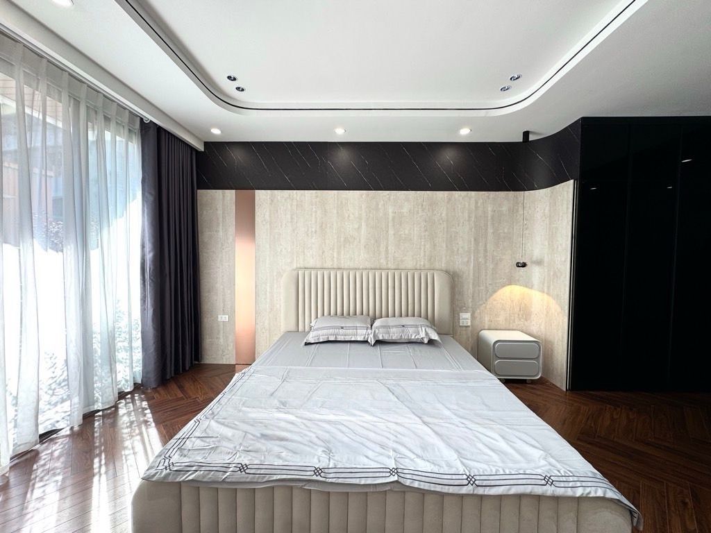 Bán nhà Khương Đình - diện tích 47m2 6 tầng - Thang máy, nội thất đẳng cấp - giá 14,5 tỷ