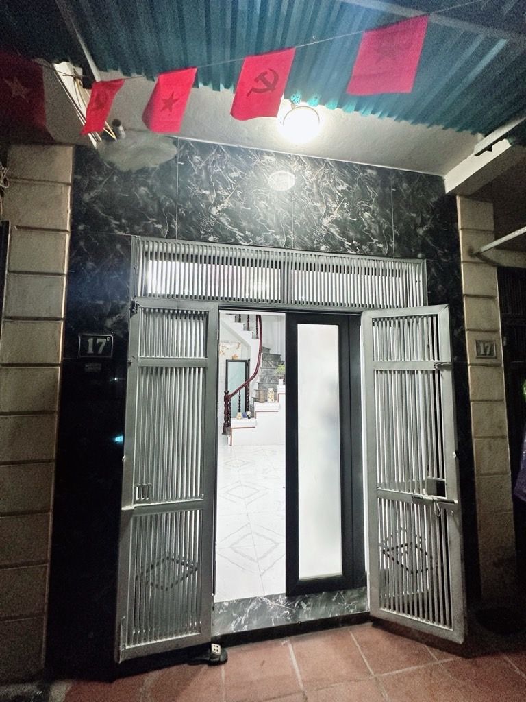 Bán nhà Nam Dư - diện tích 23.2m2 4 tầng - Ngõ nông, tiện ích đầy đủ - giá 5,5 tỷ