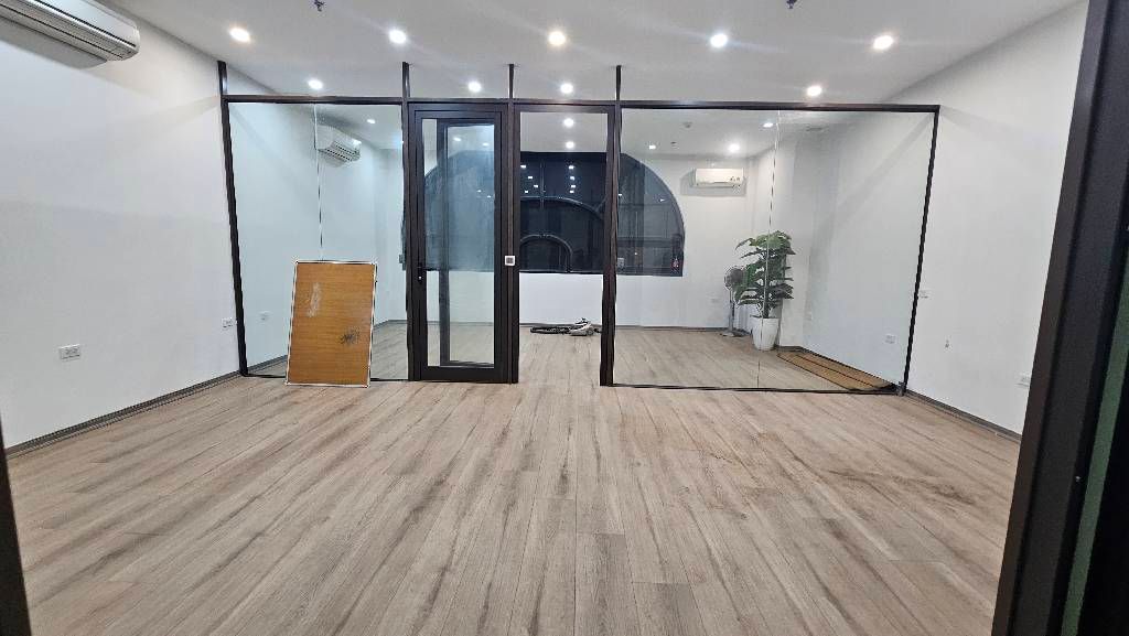 Bán nhà Đại Từ - diện tích 55.9m2 2 tầng - Căn hộ shophouse khối đế - giá 11,5 tỷ