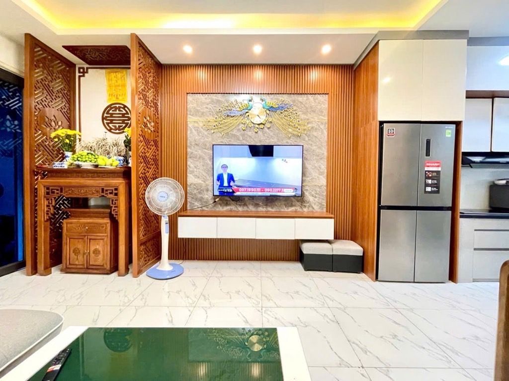 Bán nhà Đông Thiên - diện tích 34m2 2 tầng - gần ô tô - giá 3,8 tỷ