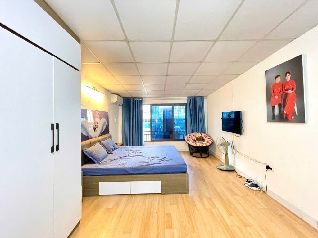 Bán nhà Đông Thiên - diện tích 34m2 2 tầng - gần ô tô - giá 3,8 tỷ