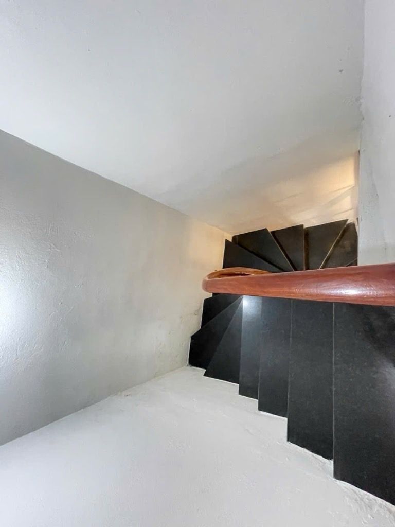 Bán nhà Đông Thiên - diện tích 34m2 2 tầng - gần ô tô - giá 3,8 tỷ