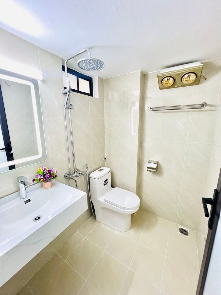 Bán nhà Giáp Nhị - diện tích 20m2 4.5 tầng - Lô góc 2 thoáng - giá 6,5 tỷ