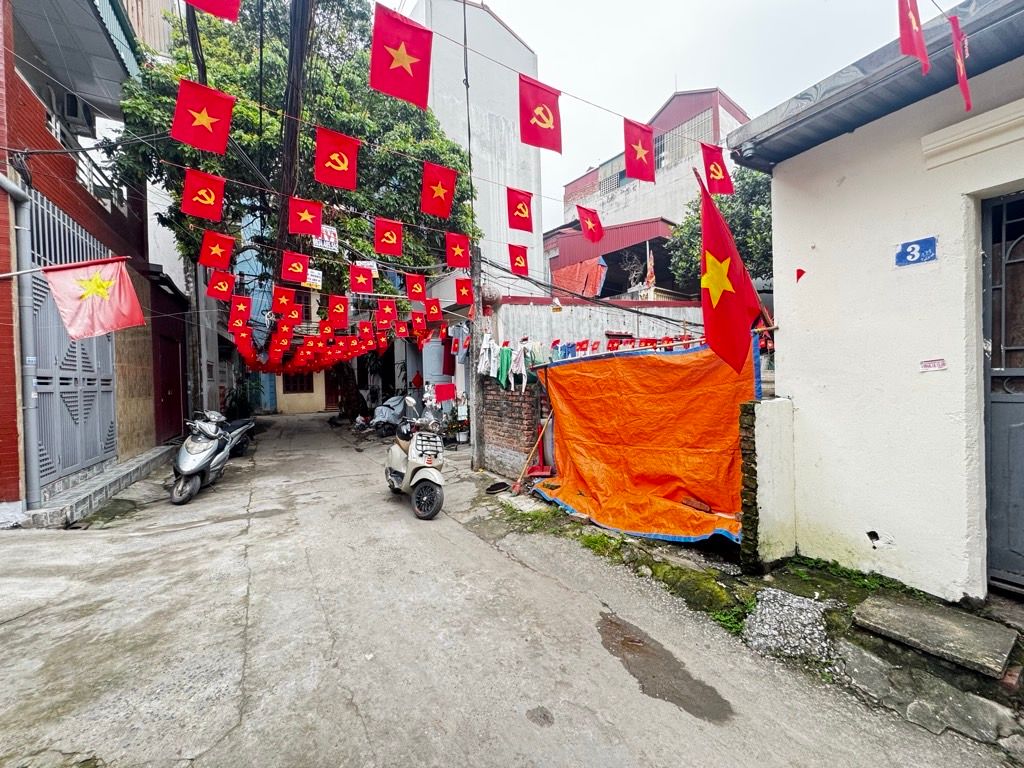 Bán nhà Nguyễn Khoái - diện tích 50m2 1 tầng - Ô tô gần - giá 6,5 tỷ