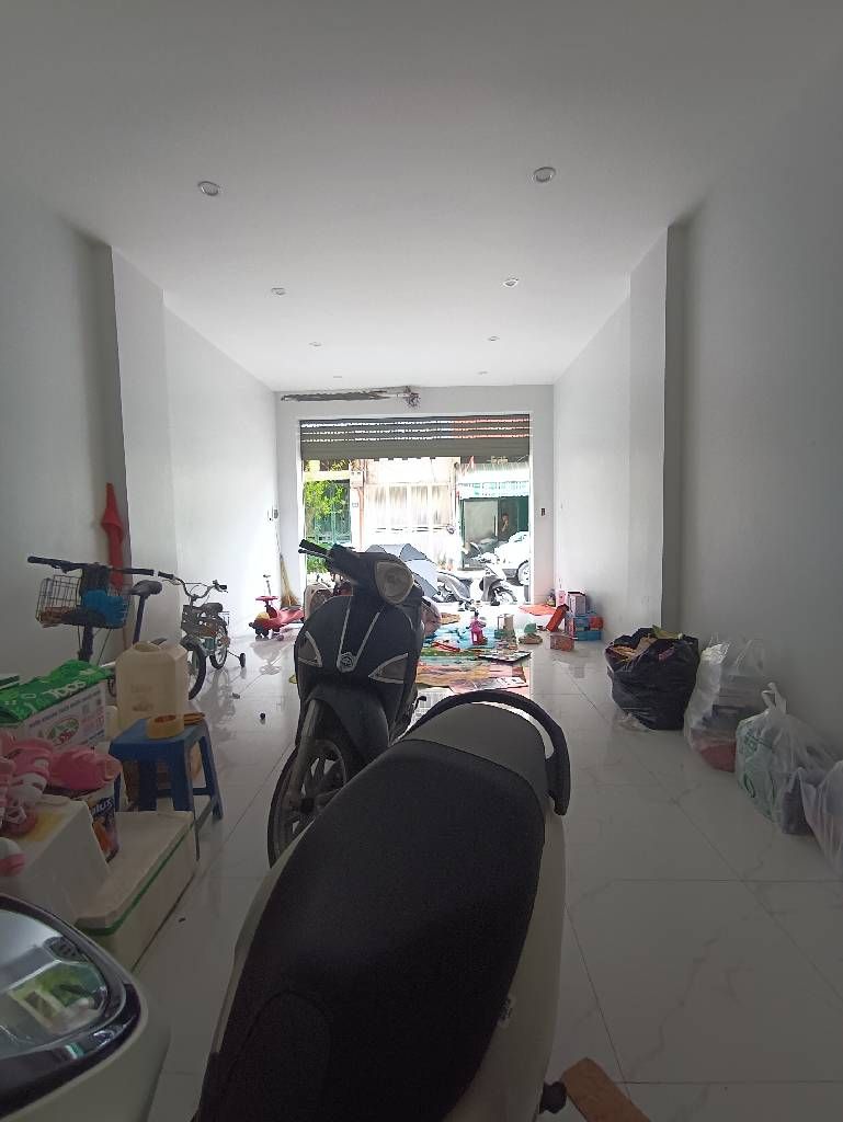 Bán nhà Trần Quý Cáp - diện tích 40m2 5 tầng - ô tô tránh đỗ - giá 16,5 tỷ