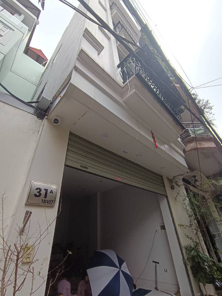 Bán nhà Trần Quý Cáp - diện tích 40m2 5 tầng - ô tô tránh đỗ - giá 16,5 tỷ