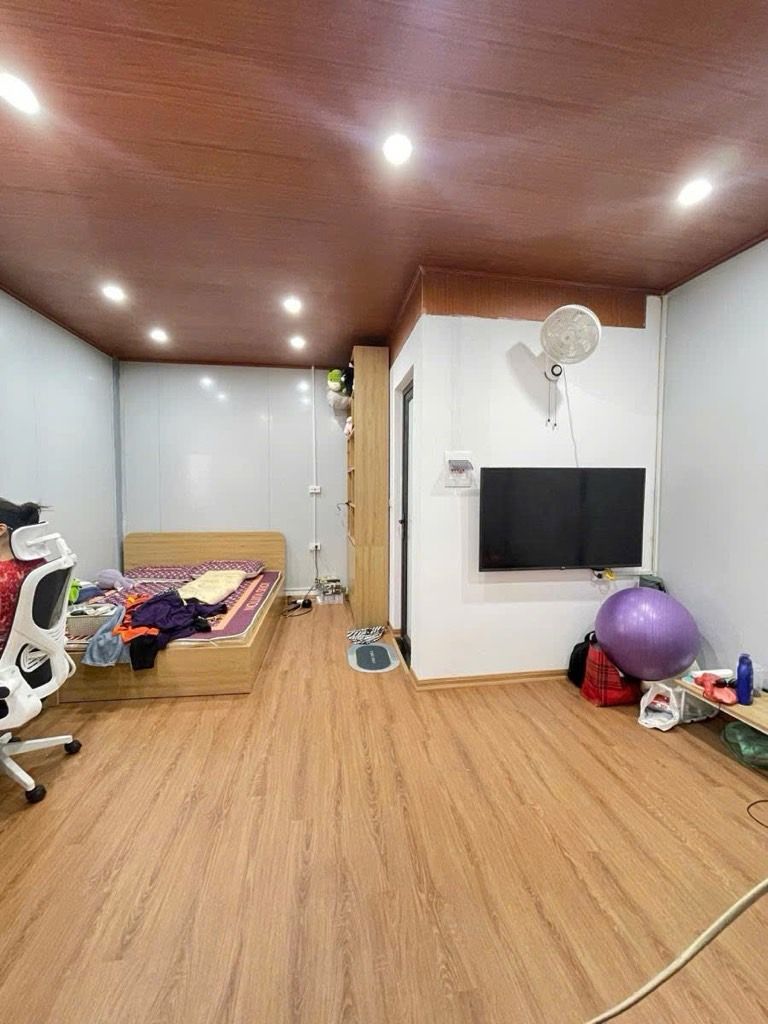 Bán nhà Khâm Thiên - diện tích 80m2 2 tầng - Nhà đẹp hiếm có - giá 4,6 tỷ