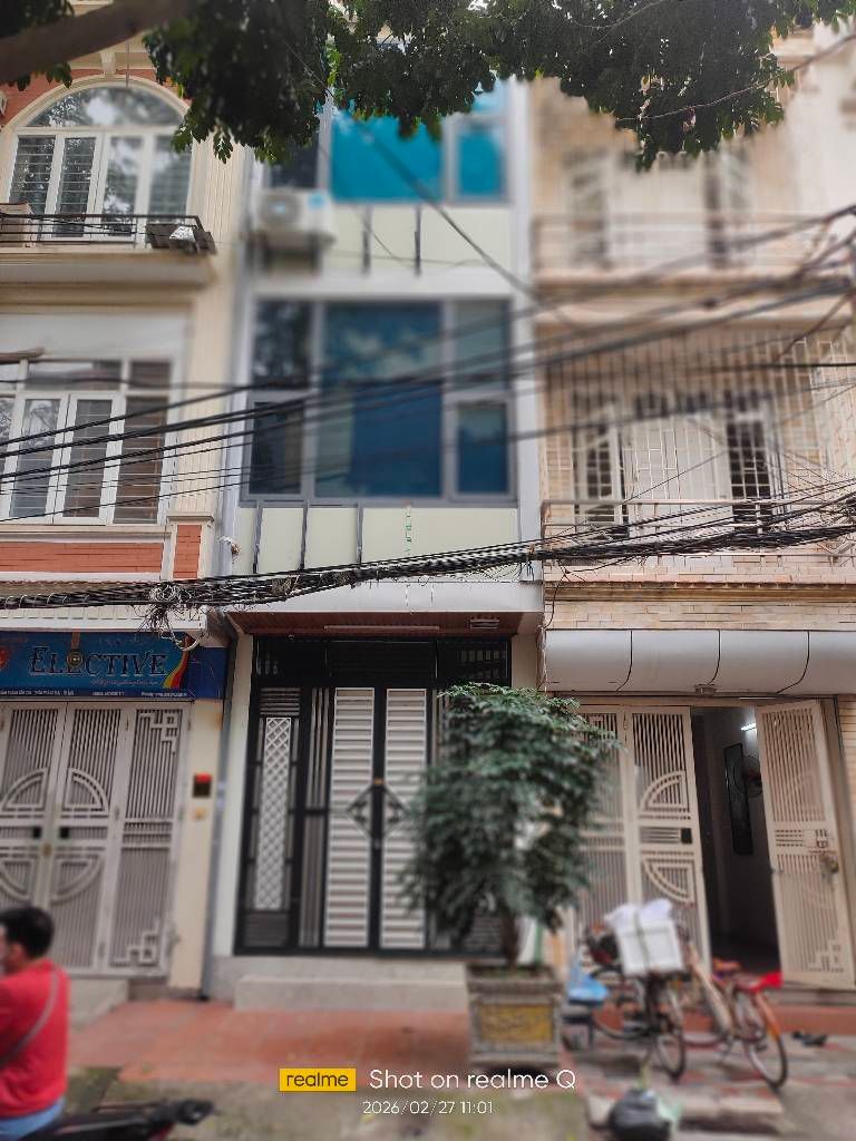 Bán nhà Đền Lừ 1 - diện tích 40m2 3 tầng - Vị trí đẹp, ô tô tránh - giá 22 tỷ