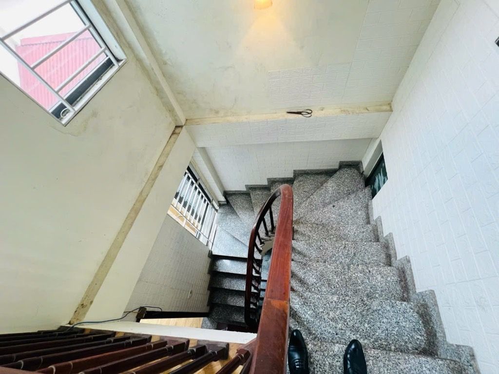 Bán nhà Bằng Liệt - diện tích 55m2 5 tầng - Ô TÔ TRÁNH - giá 8,9 tỷ