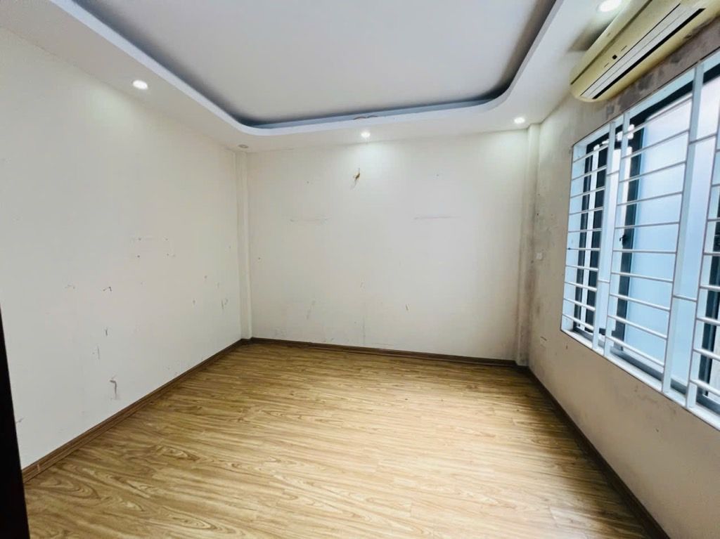 Bán nhà Bằng Liệt - diện tích 55m2 5 tầng - Ô TÔ TRÁNH - giá 8,9 tỷ