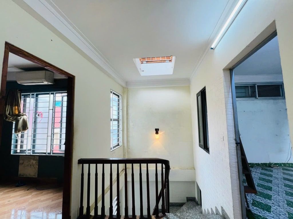 Bán nhà Bằng Liệt - diện tích 55m2 5 tầng - Ô TÔ TRÁNH - giá 8,9 tỷ