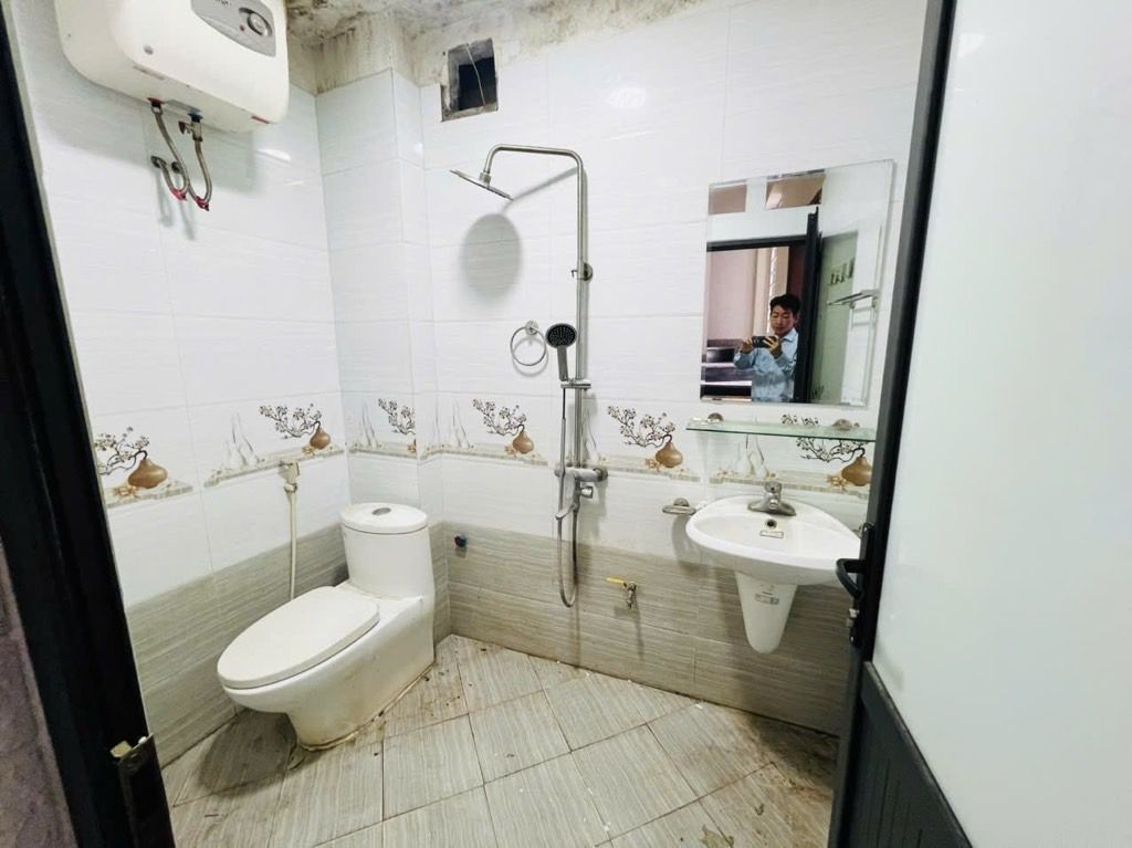 Bán nhà Bằng Liệt - diện tích 55m2 5 tầng - Ô TÔ TRÁNH - giá 8,9 tỷ