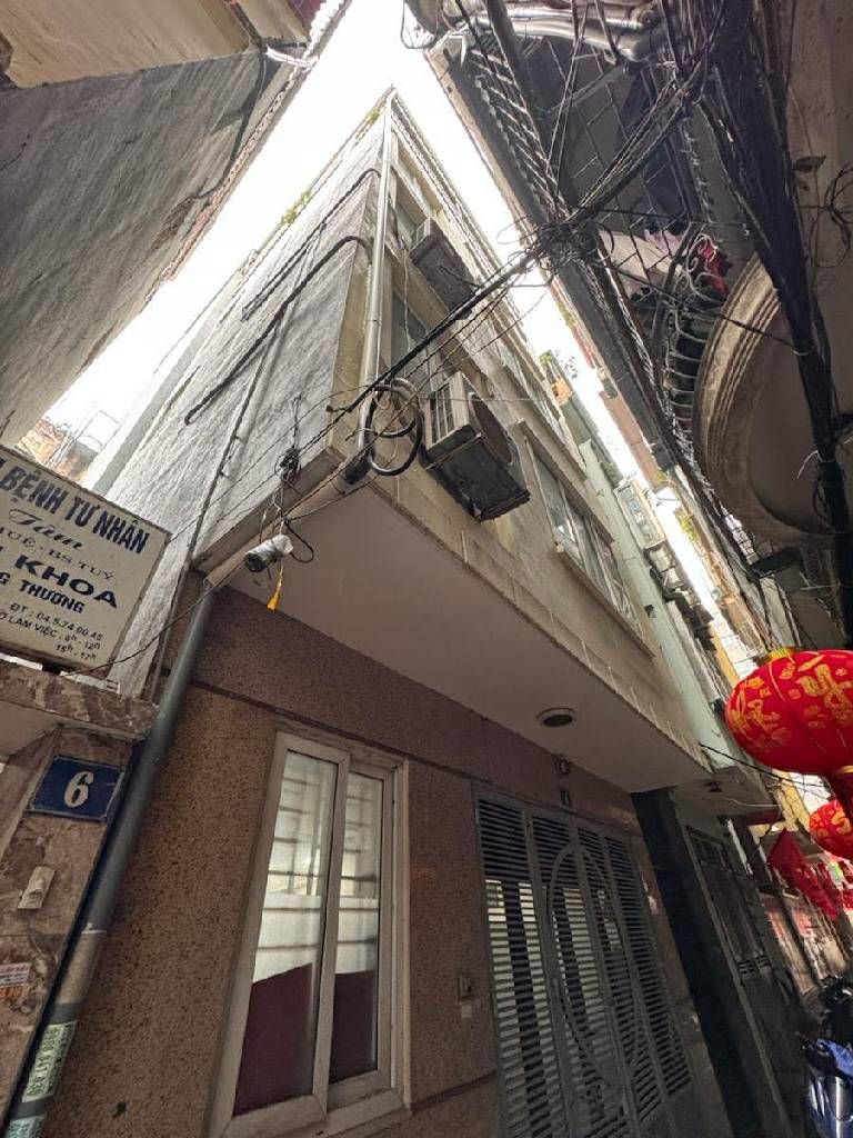 Bán nhà Phương Mai - diện tích 47m2 5 tầng - Lô góc, mặt tiền 5.5m - giá 16,6 tỷ