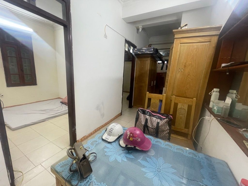 Bán nhà Vũ Hữu - diện tích 63,4m2 1 tầng - Mặt ngõ KD ô tô tránh - giá 7,9 tỷ